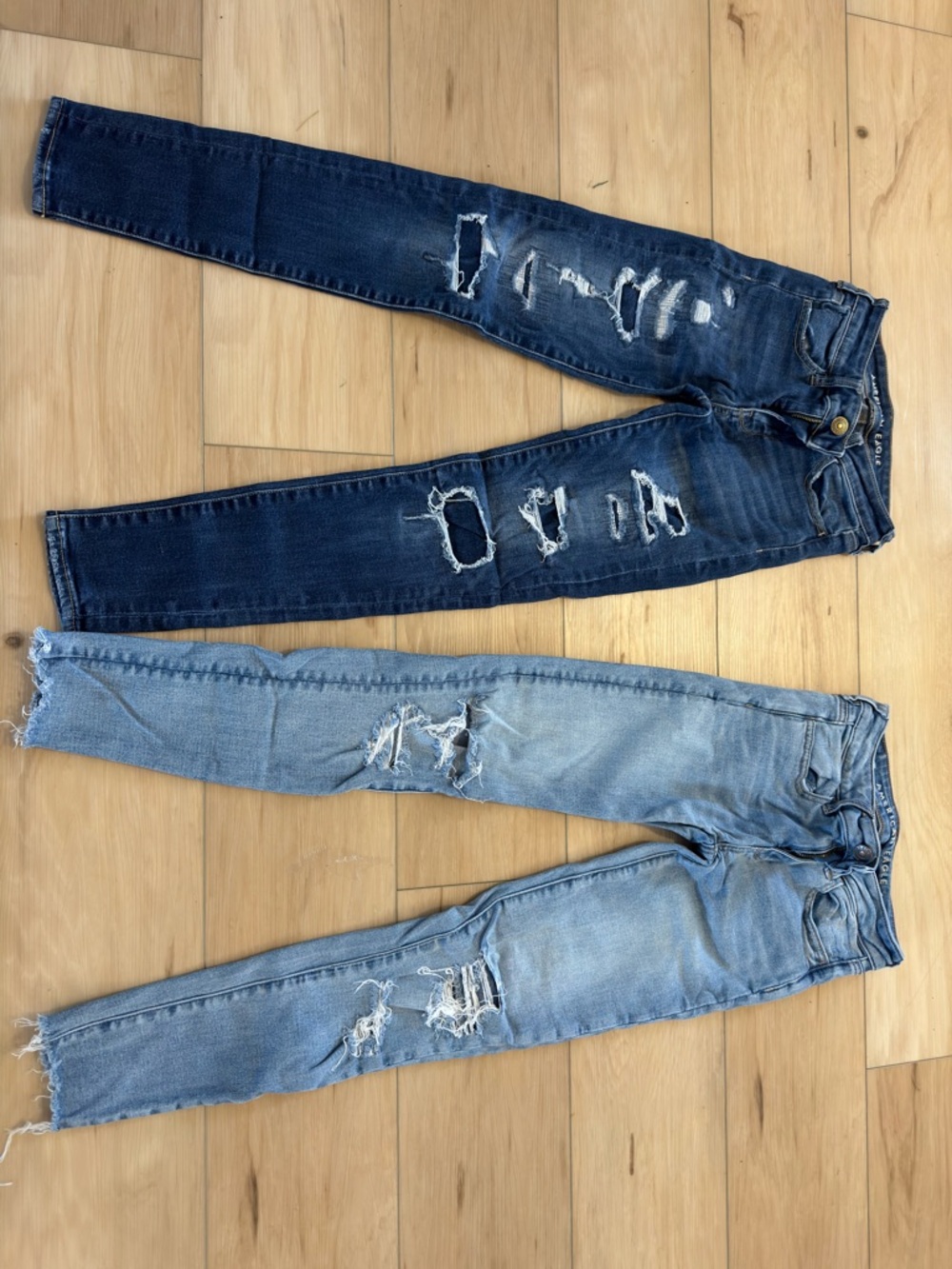American Eagle Outfitters Women’s Distressed Jeggings - Dark Blue & Light Blue